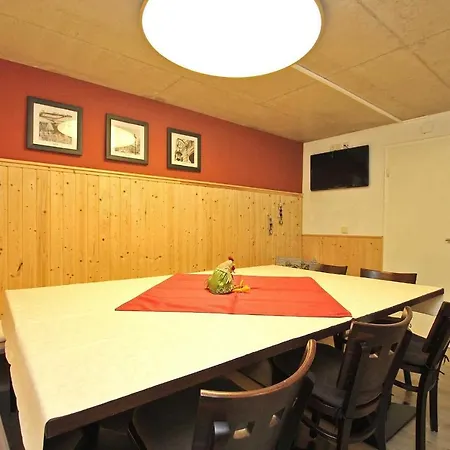 Feriehus Gruppen_ferienhaus In Hafennaehe W Waren (Mueritz)